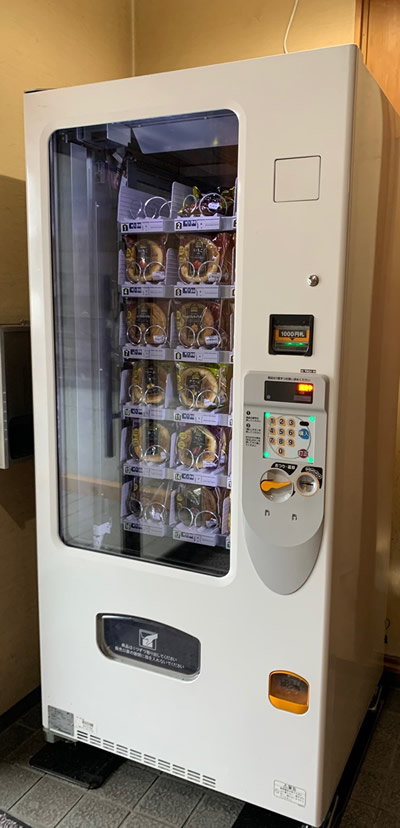 パン自販機